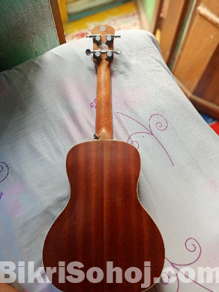 Ukulele